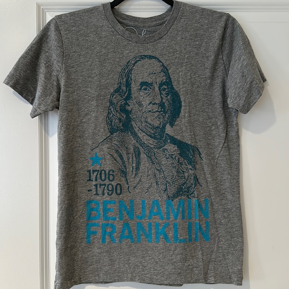 Peek Graphic Tee